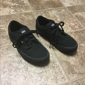 vans chukka being worn